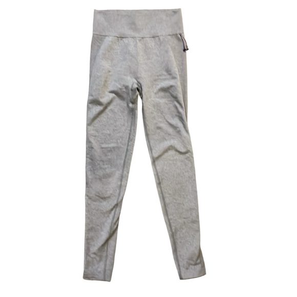 Gymshark Leggings and Shorts Bundle - Picture 4 of 12